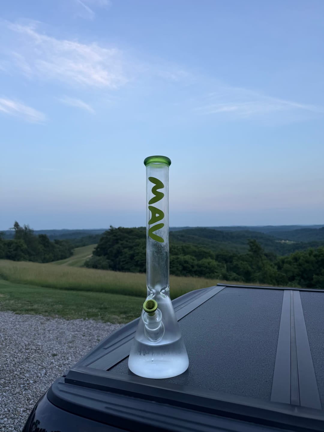 Customer photo review of 18" x 9mm Classic Beaker Bong