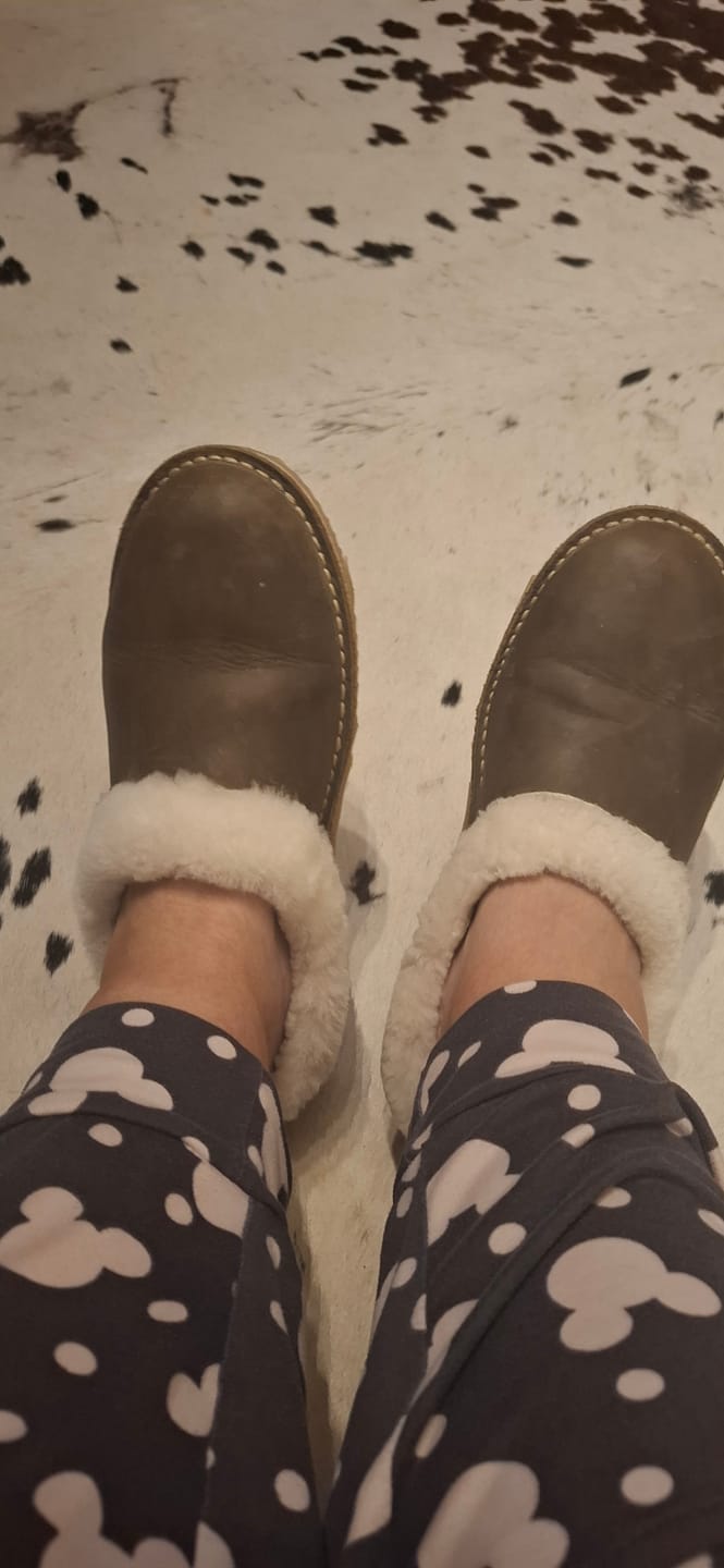 Customer photo review of Veldskoen Slipper (Lined with Sheepskin - Leather Slipper)