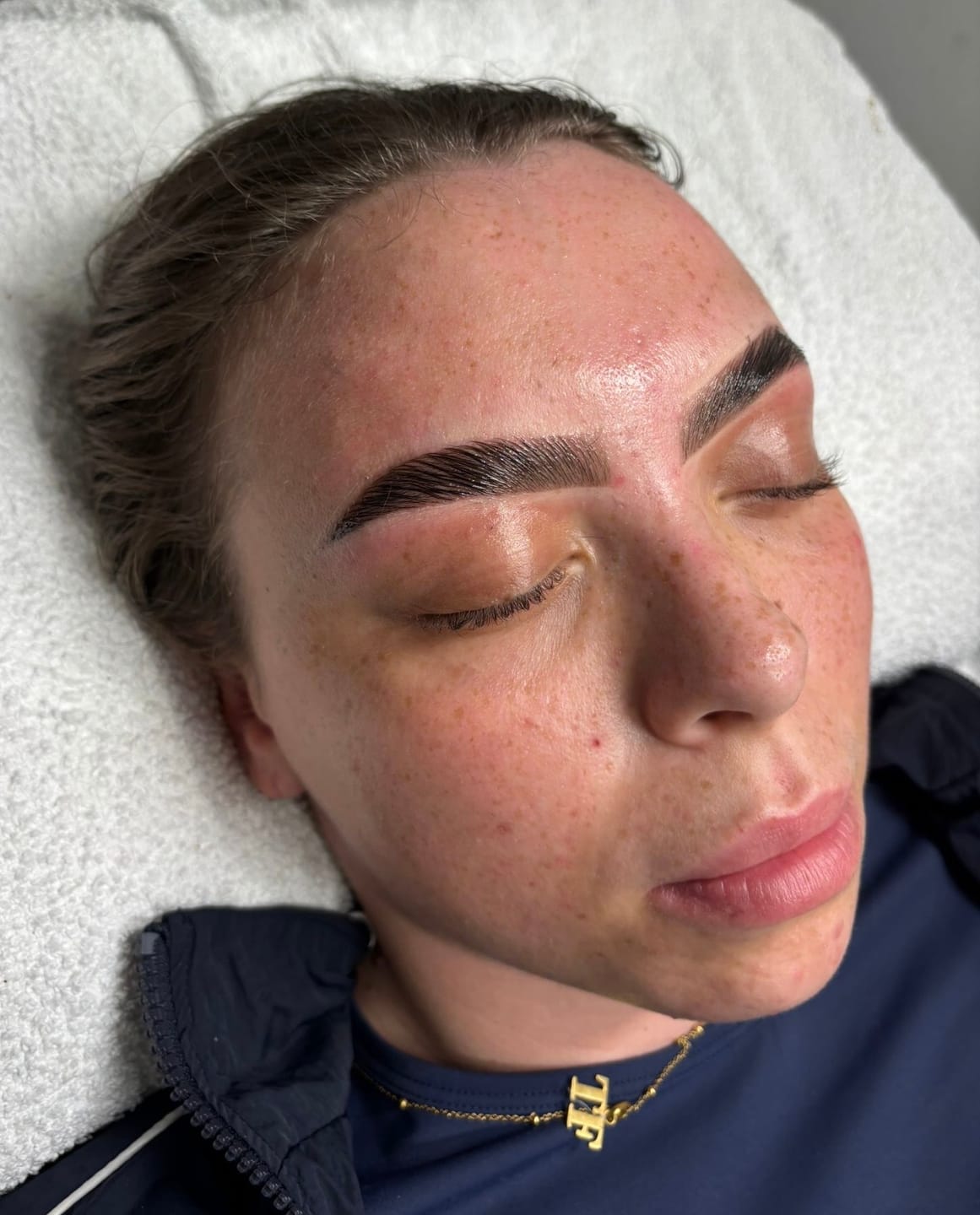 Customer photo review of Brow Care - Brow Polish - 60ml