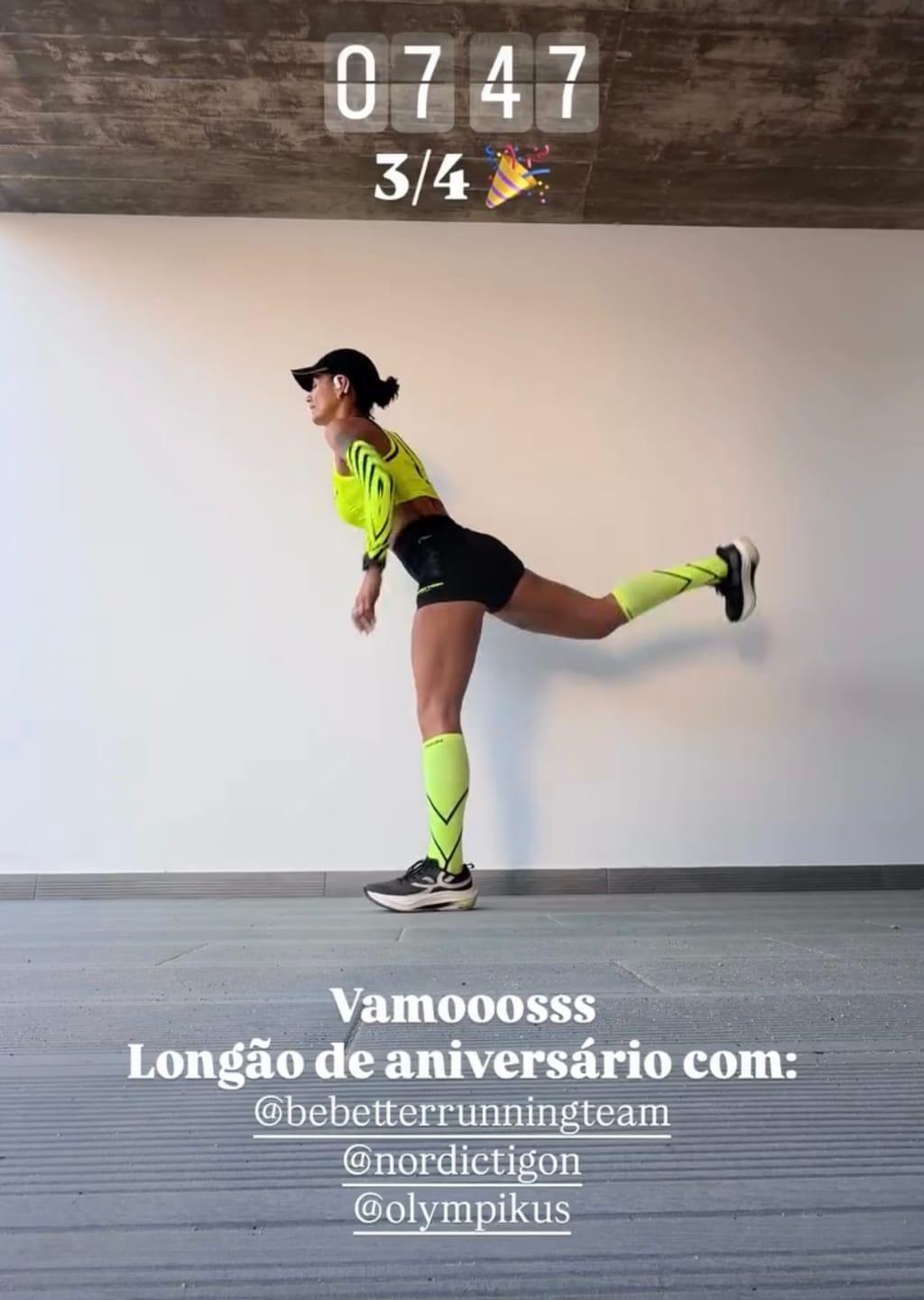Customer photo review of Velocity Compression Sleeves - Flash Yellow