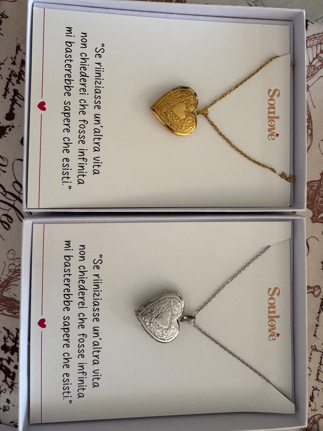 Customer photo review of Collana con Foto custodita nel Cuore e Dedica Personalizzata