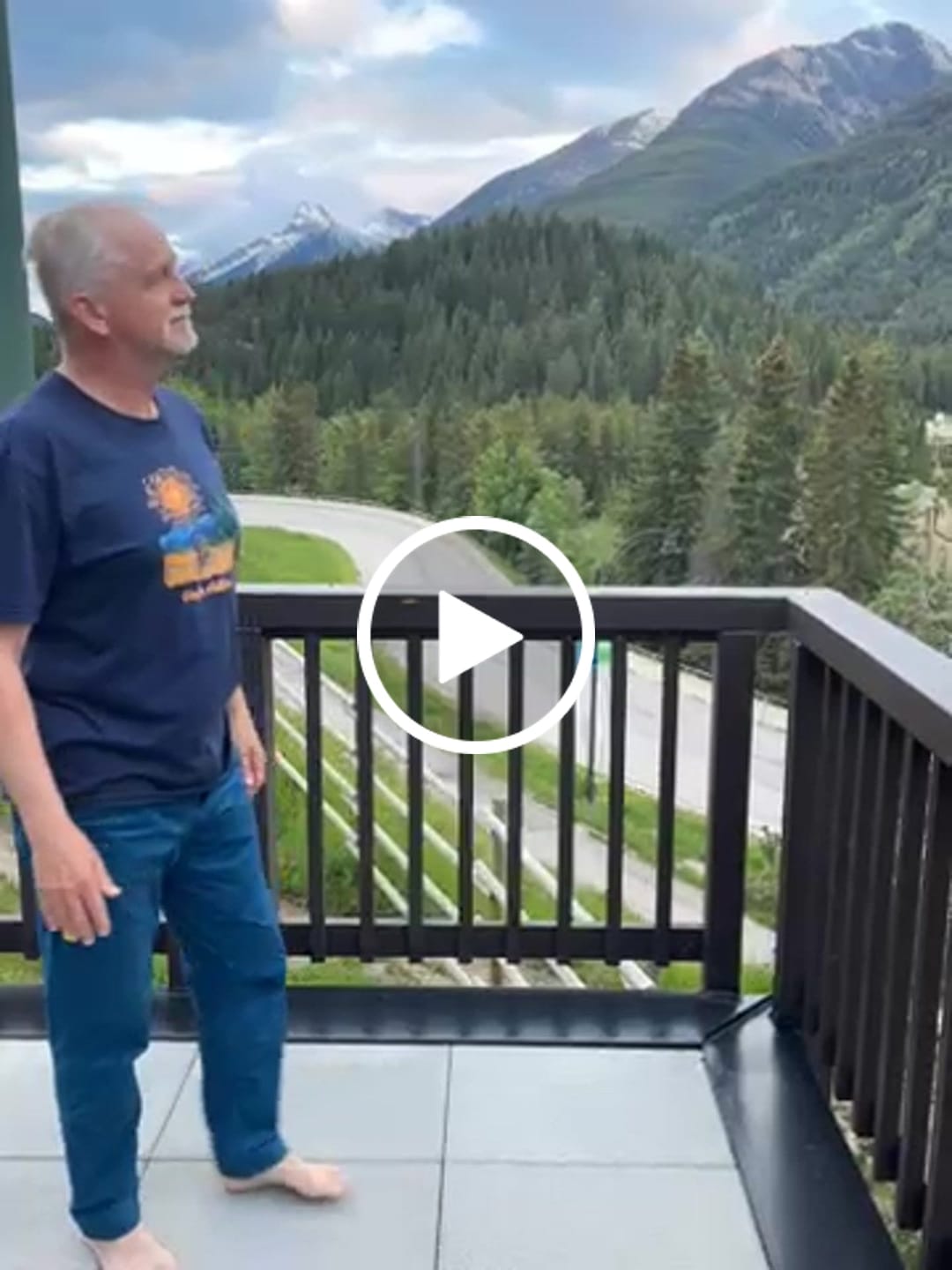 Customer video review of Gogh Riding T-Shirt