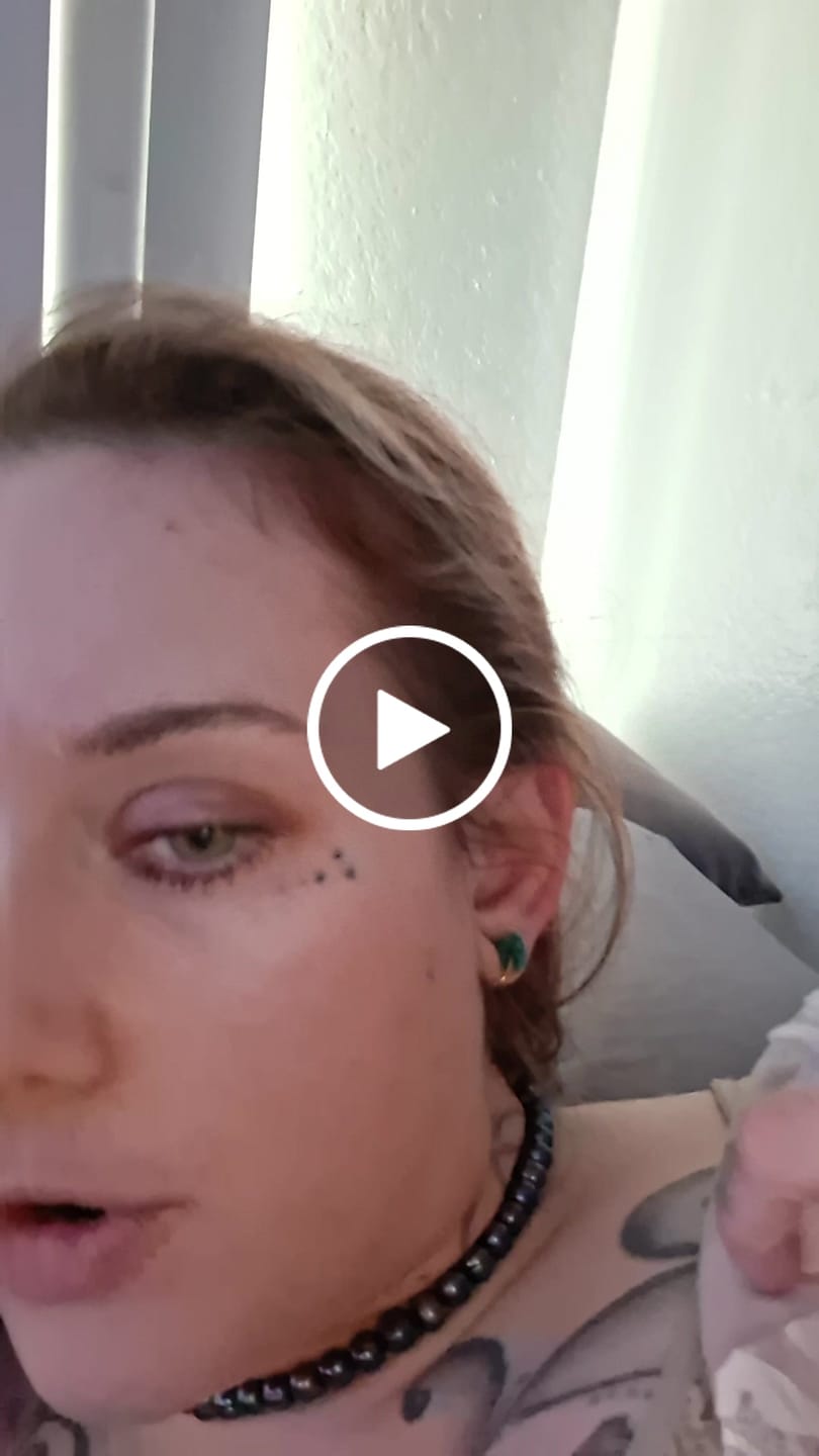 Customer video review of Say Yes Dancing Green