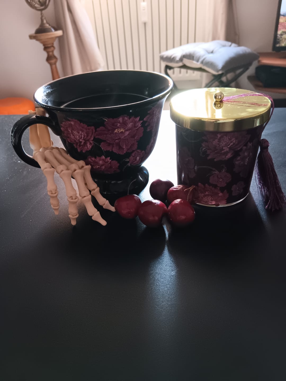 Customer photo review of Opium Duftkerze im Glas – Dark Romance Kerze