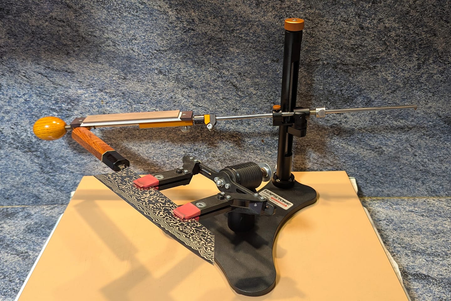 Customer photo review of Precise angle adjuster for Hapstone R2 and V8