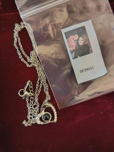 Customer photo review of Collar de proyección de fotos personalizado