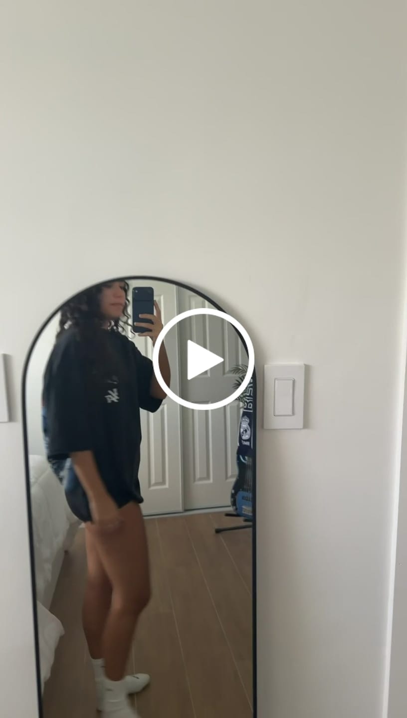 Customer video review of 4064 - Superman Huge Tees