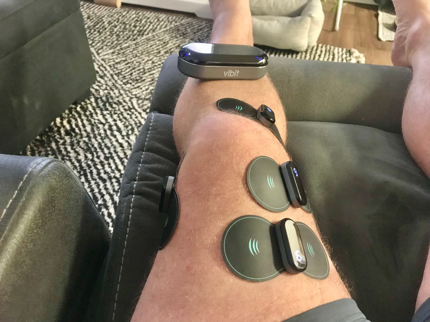 Customer photo review of Vibit PULSE - Wireless Electrical Muscle Stimulator