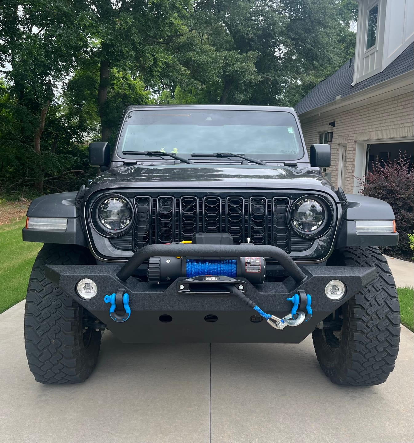 Customer photo review of X-BULL Electric Winch 12000 LBS 12V Synthetic Rope SUV Jeep Truck 4WD