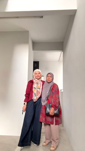 Customer photo review of Berangan Square (Neutral)