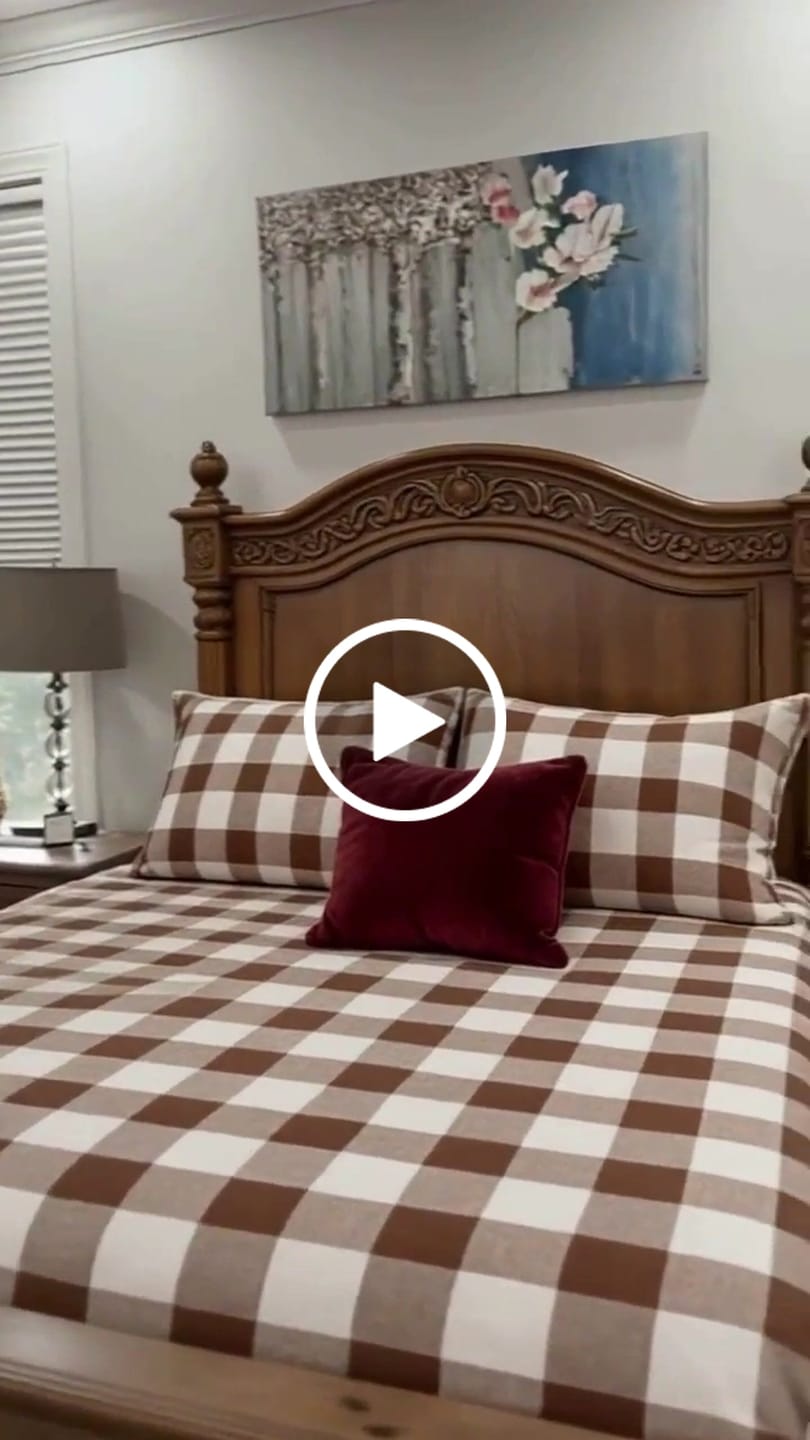 Customer video review of Motorized Blackout Cellular Shades Hex
