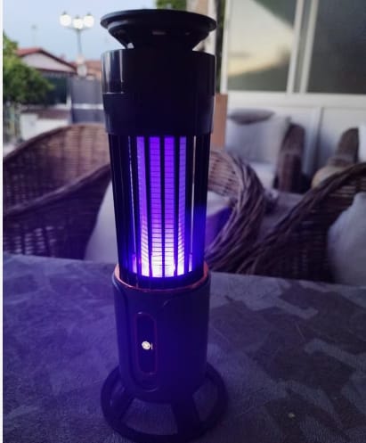 Customer photo review of Elektrische UV-Mückenlampe – LED Insektenlampe – Wiederaufladbar – Innen & Außen