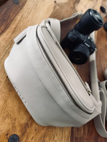 Customer photo review of LOULEX fanny pack