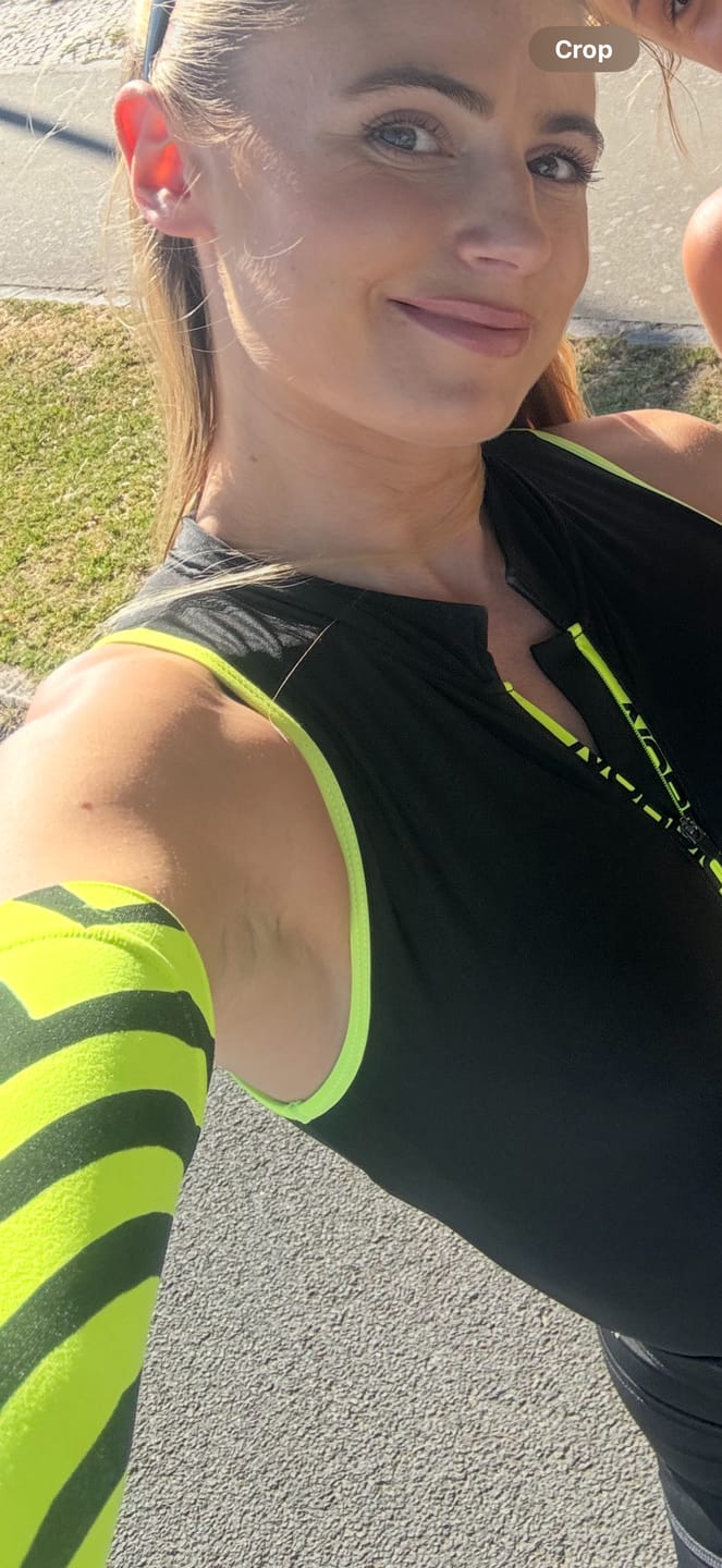 Customer photo review of Velocity Compression Sleeves - Flash Yellow
