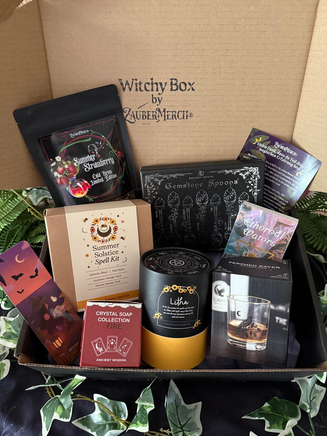 Customer photo review of Witchy Box Juni (Monatlich wechselnd & limtiert)