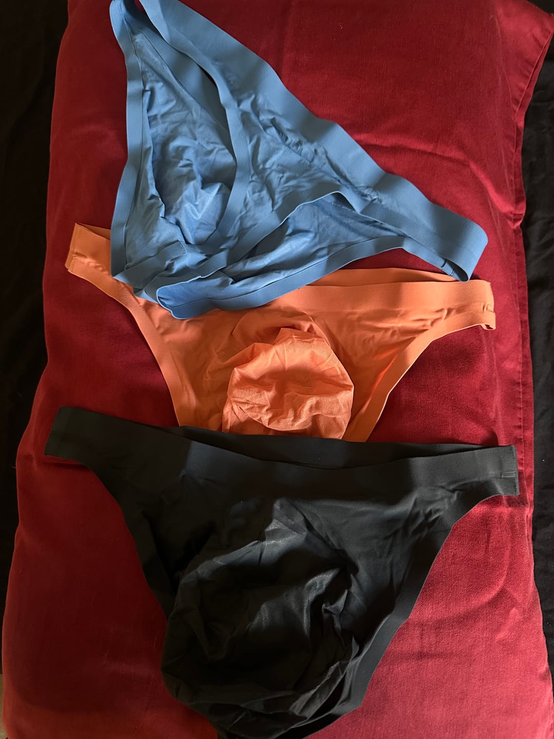 Customer photo review of Brushed Nylon Seamless 0in Thongs No Fly 3pk Black/Nightfall/Red Stone