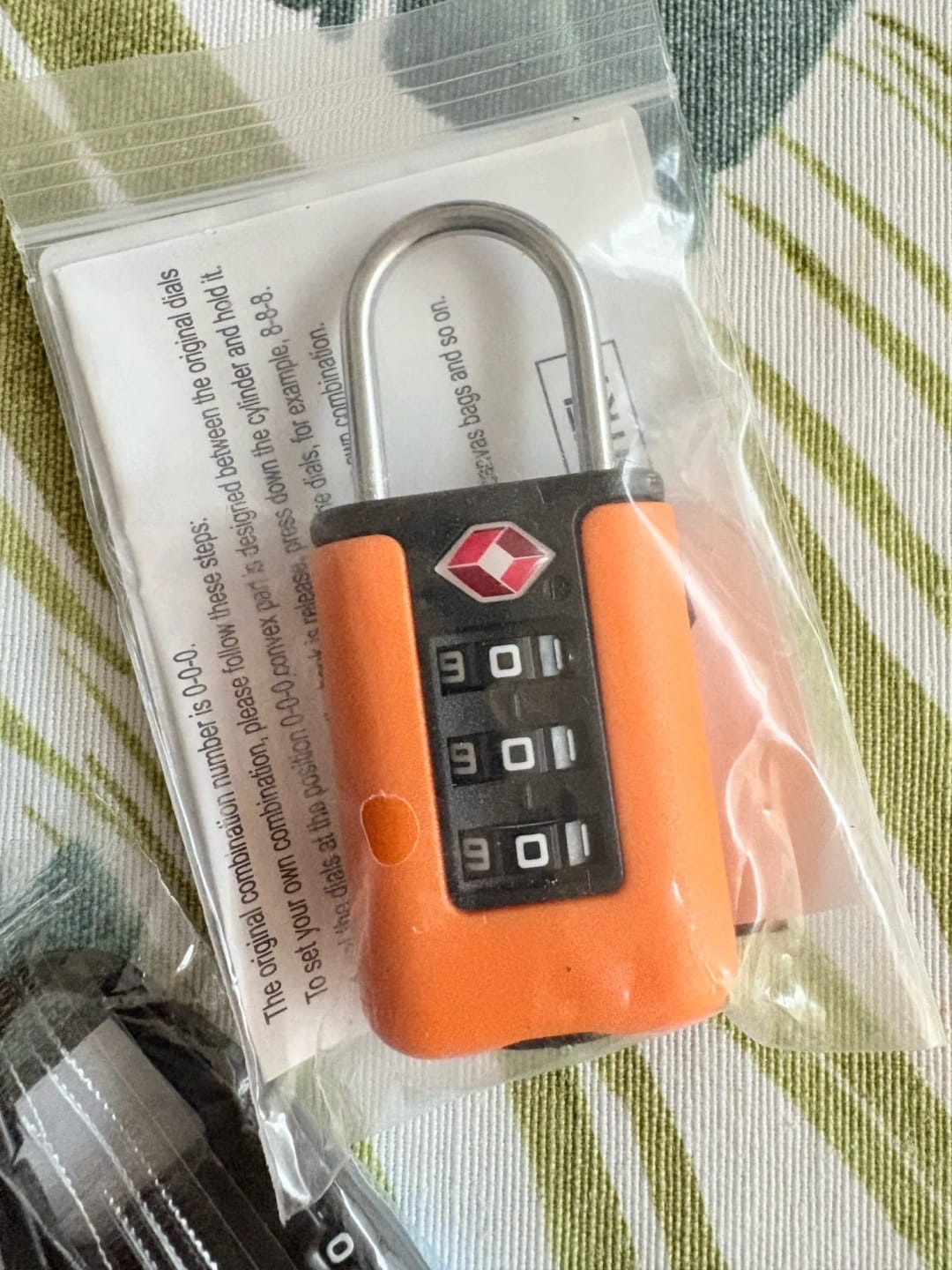 Customer photo review of Cadenas Code TSA 3 Chiffres