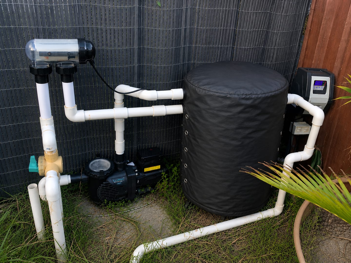 Customer photo review of Cold Snap™ Pressure Tank Insulation Cover (Beige)