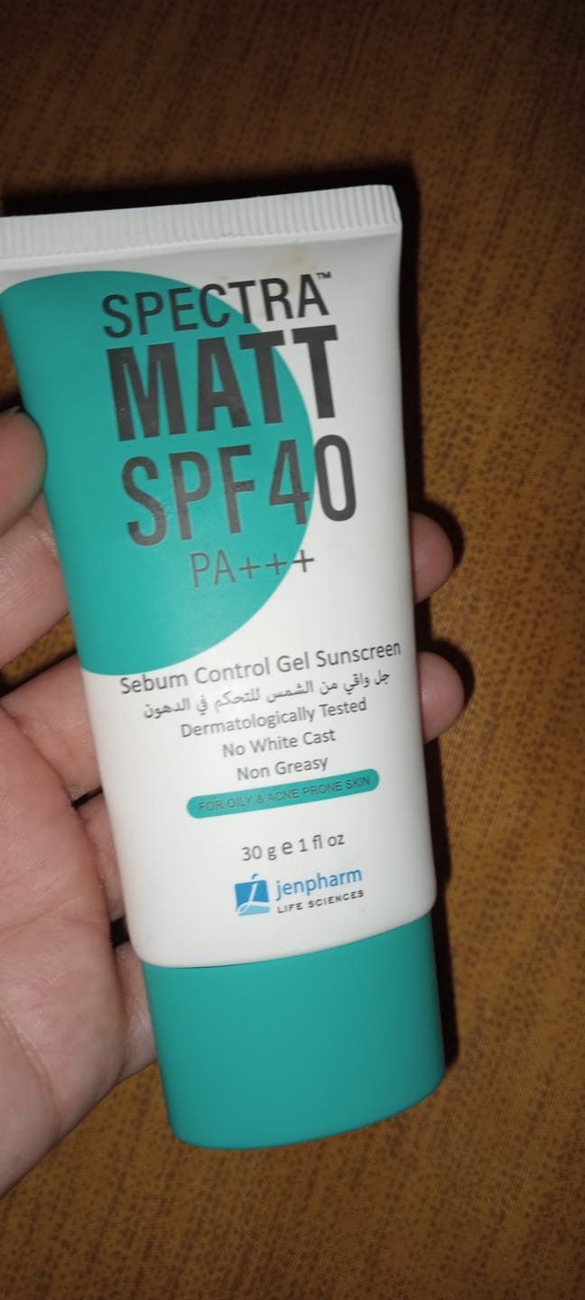 Customer photo review of Spectra Matt SC SPF 50