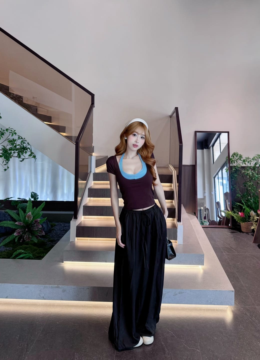 Customer photo review of IAMXIAA Scoop Neck Tee & Halter Bra Top Set