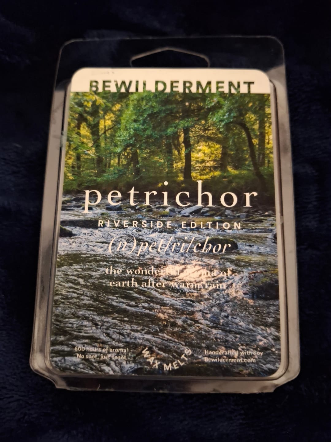 Customer photo review of Petrichor Riverside Edition Wax Melts