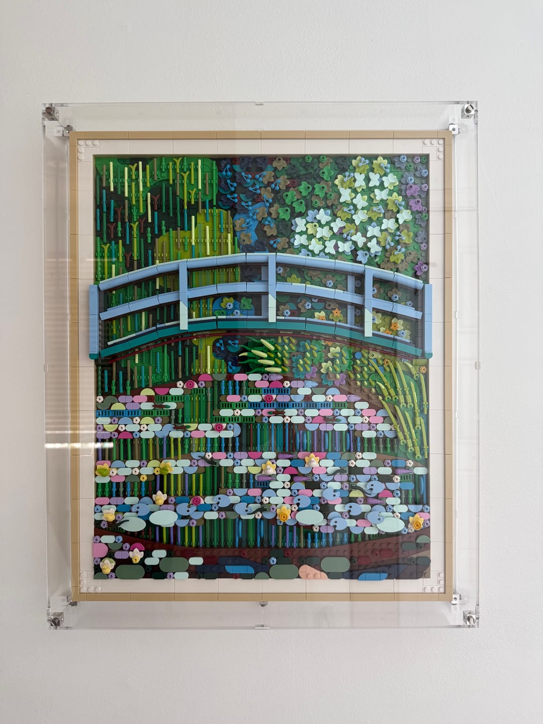 Customer photo review of Display Case for LEGO® 31220 Art Claude Monet – Bridge over a Pond of Water Lilies