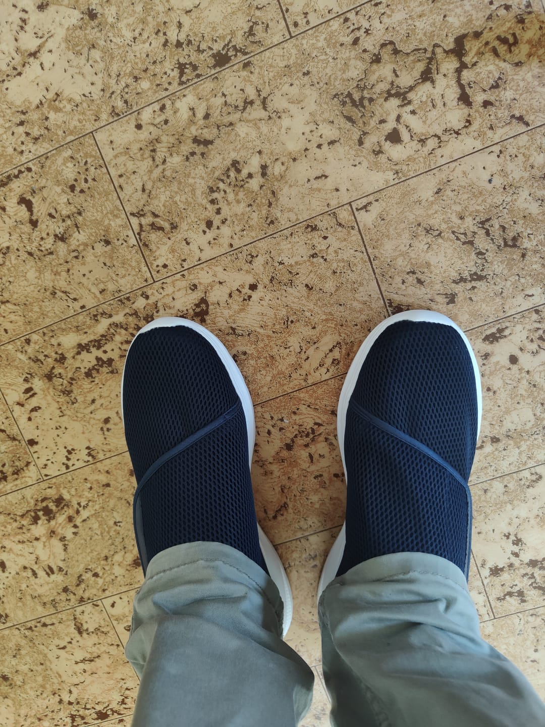 Customer photo review of Luftiga komfortskor