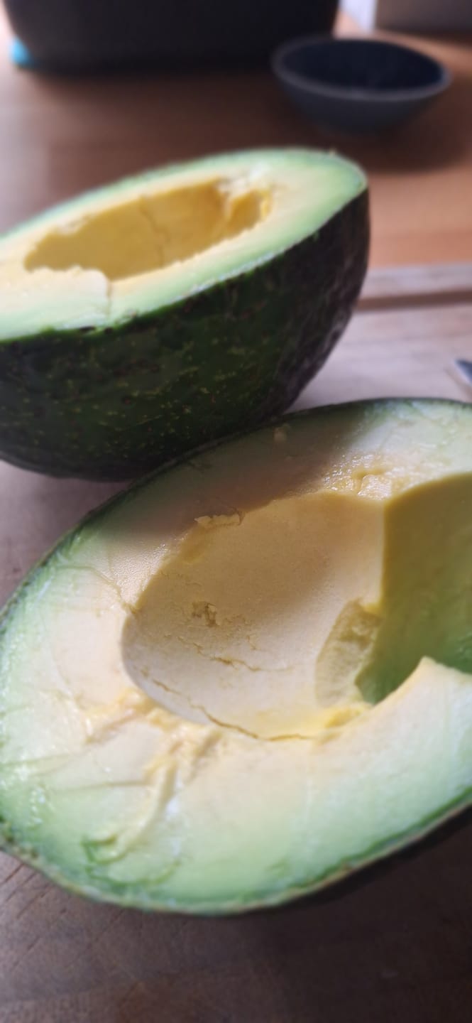Customer photo review of Avocado-Mix 13 Monate baumgereift Sonderaktion % 2kg Box