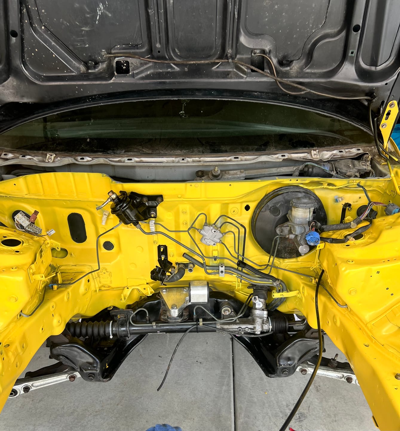 Customer photo review of HONDA SUNLIGHT YELLOW Y56 | OEMatch Automotive Spraycan
