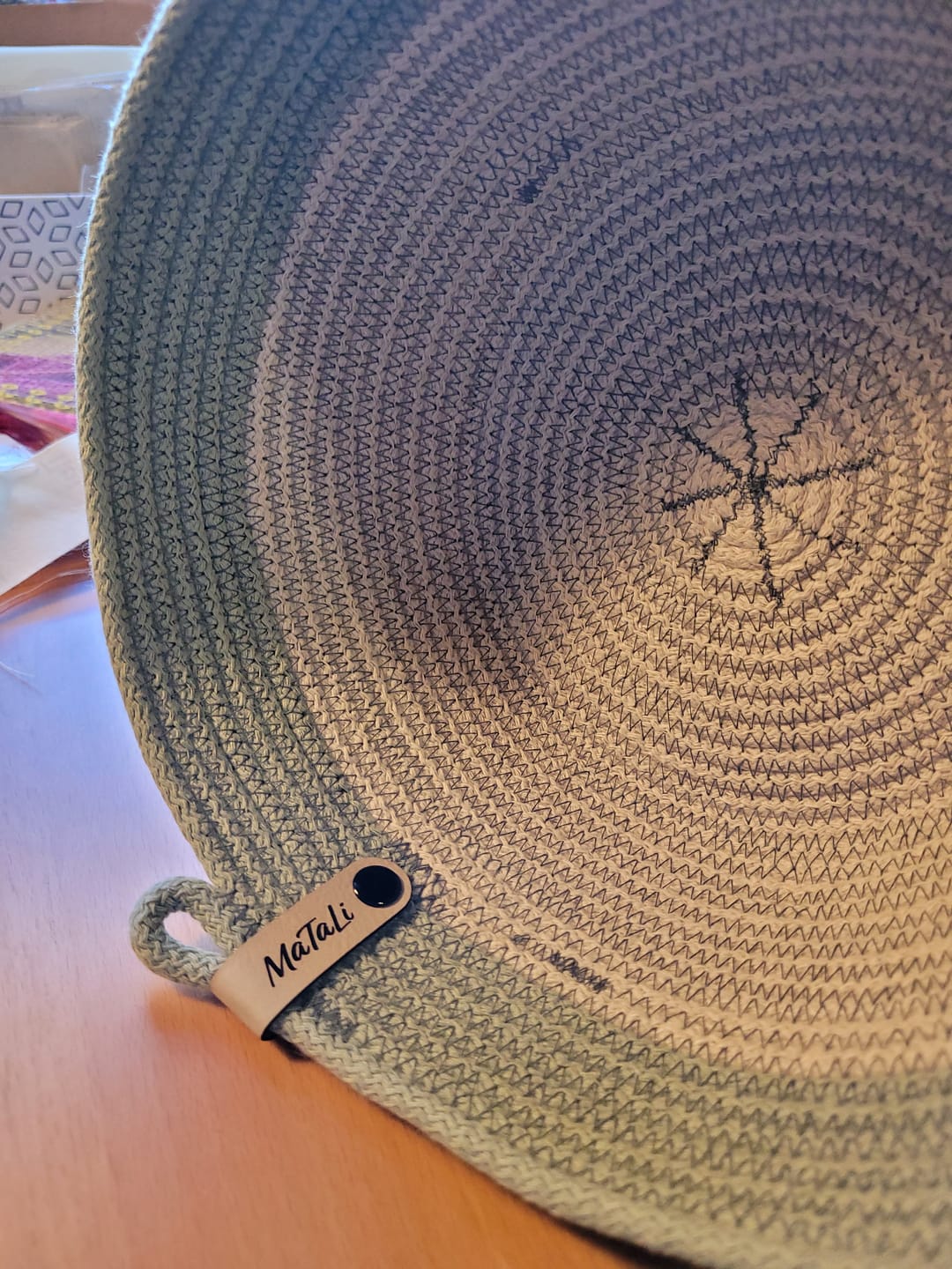 Customer photo review of 10er-Set Label-Schrauben in den Farben Silber, Gold oder Schwarz