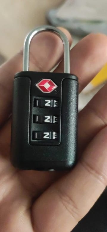 Customer photo review of Cadenas Code TSA 3 Chiffres