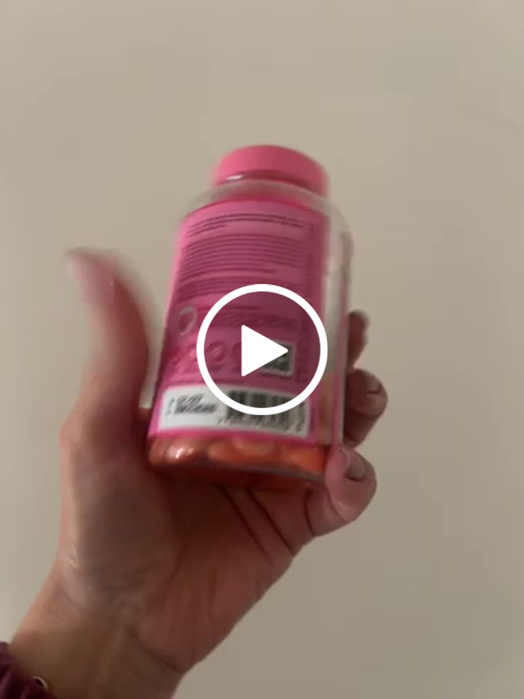 Customer video review of 6 Gummy® Hair - 180g