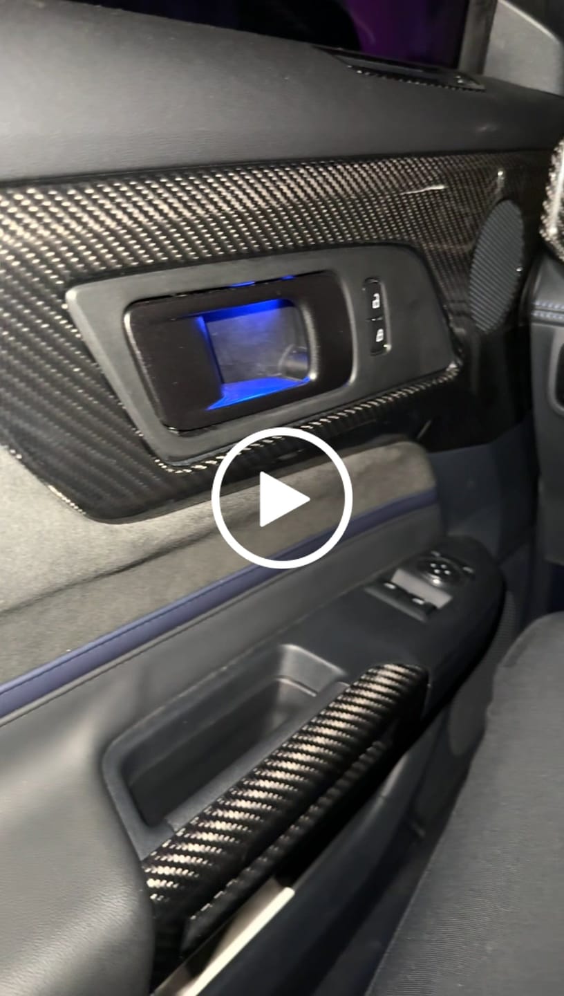 Customer video review of 2024+ S650 Mustang Hard Carbon Fiber Passenger Side Dashboard Trim Cover