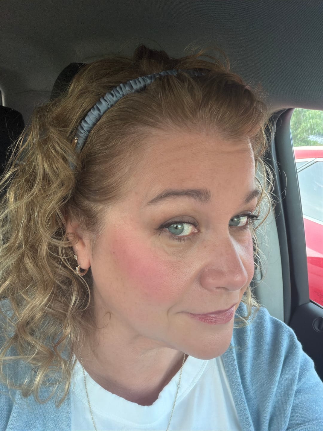 Customer photo review of Comfort Curve Silk Headband
