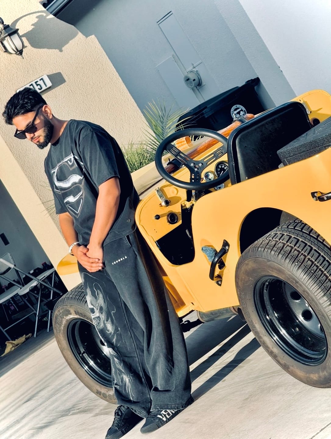 Customer photo review of 4206 - Gold's Gym Heather Tees