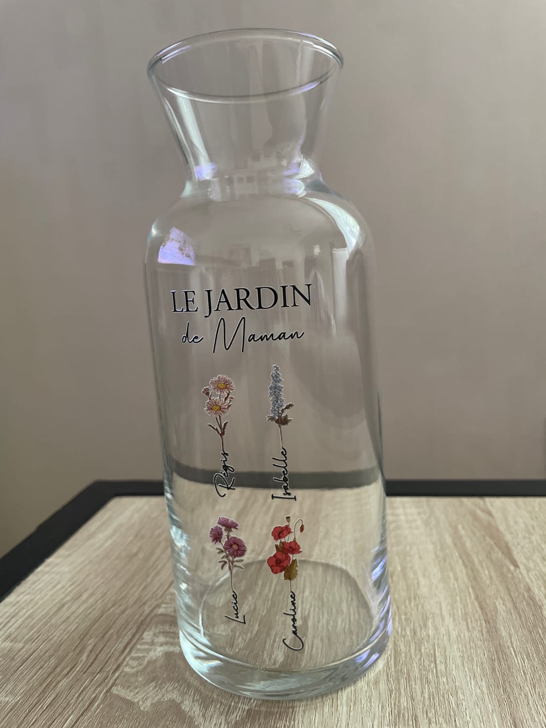 Customer photo review of Toujours en fleur – Vase personnalisé en verre avec fleurs et prénoms pour parents et grands-parents