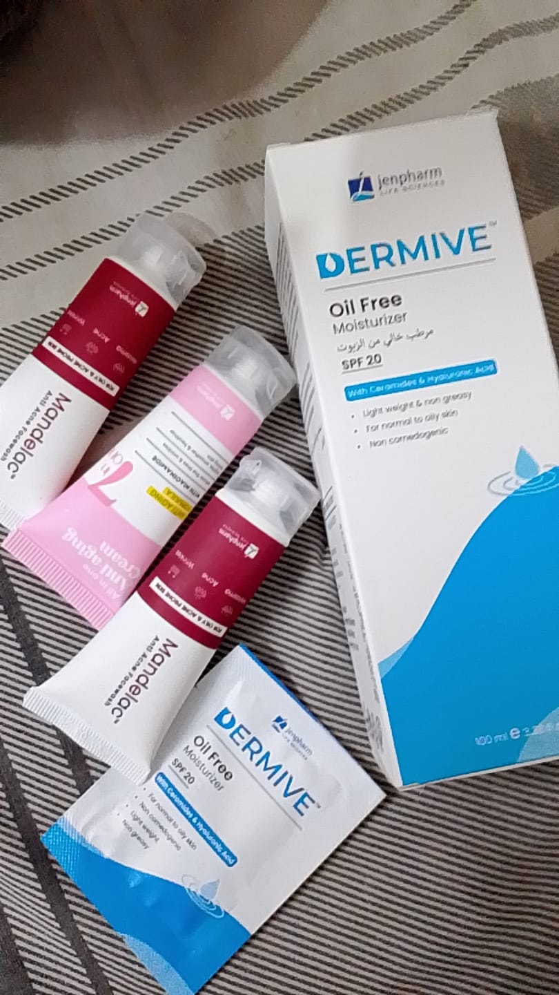 Customer photo review of Dermive Oil Free Moisturizer