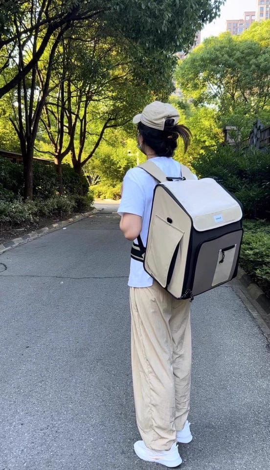 Customer photo review of Luxury Expandable Front and Rear Pet Travel Backpack Tent – Perfect for Multiple Cats, Large Cats, or Small Dogs