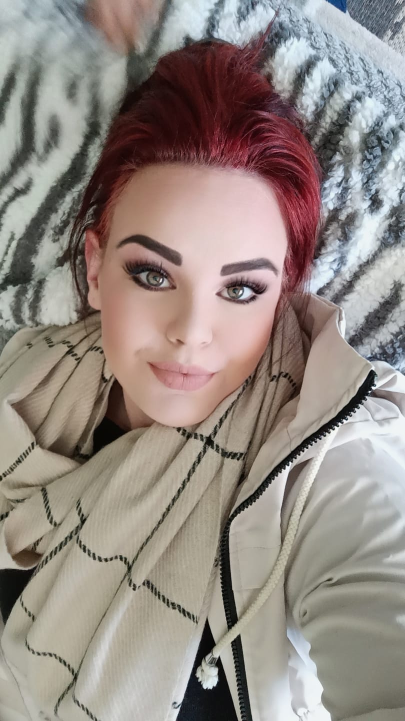 Customer photo review of Flora Lash Kit