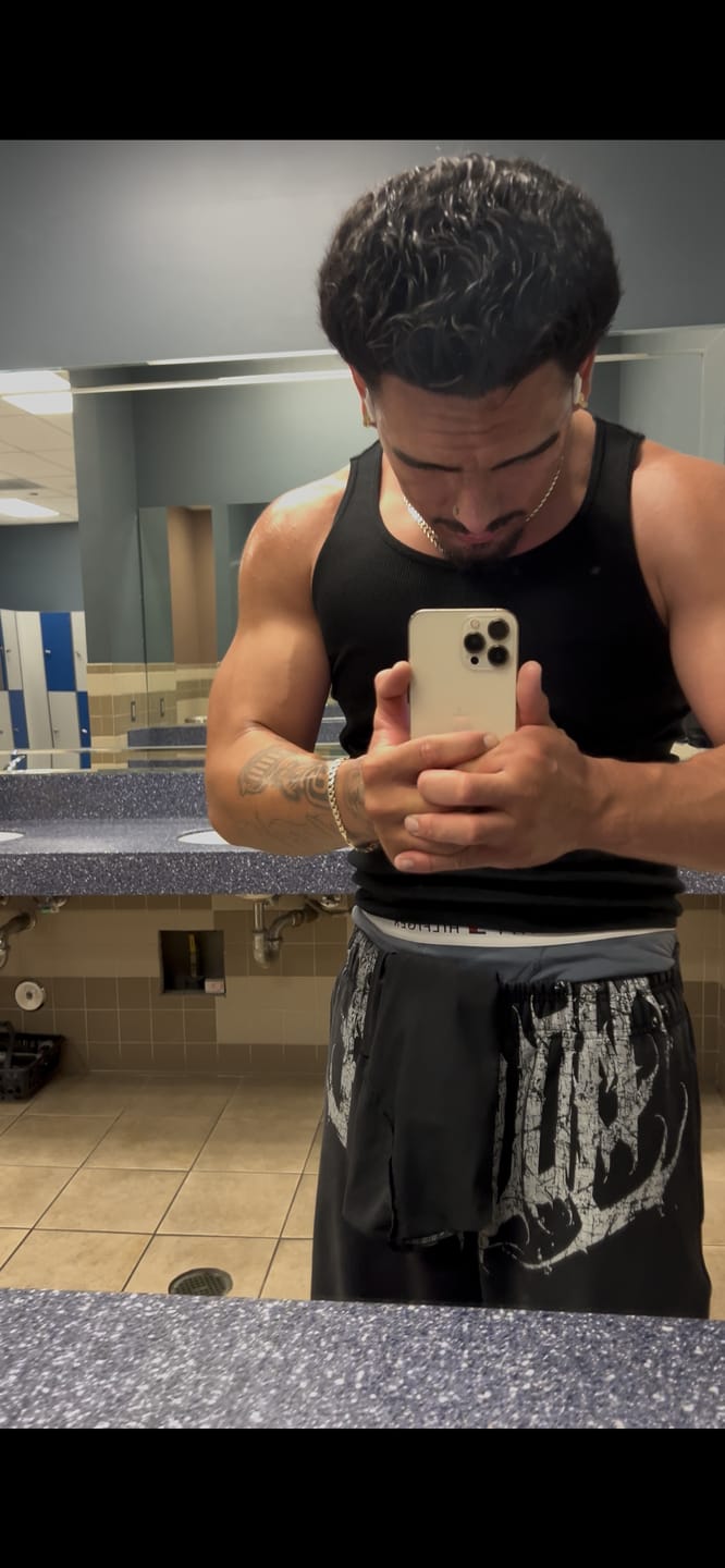 Customer photo review of 2145 - Ember Sweats