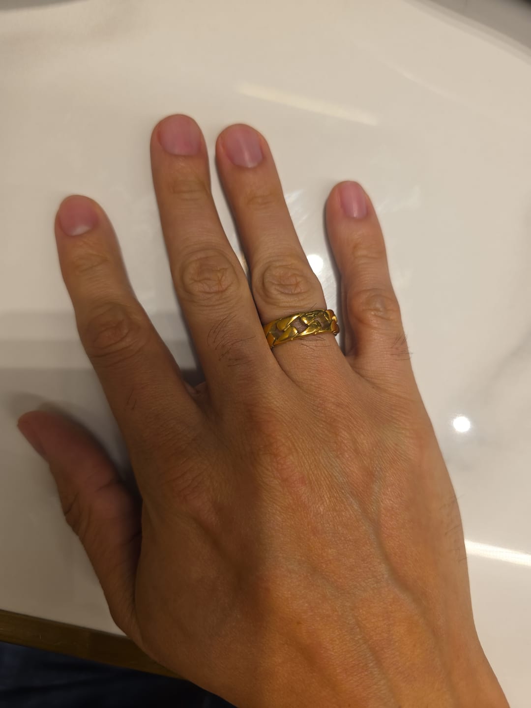 Customer photo review of Anillo Box Oro