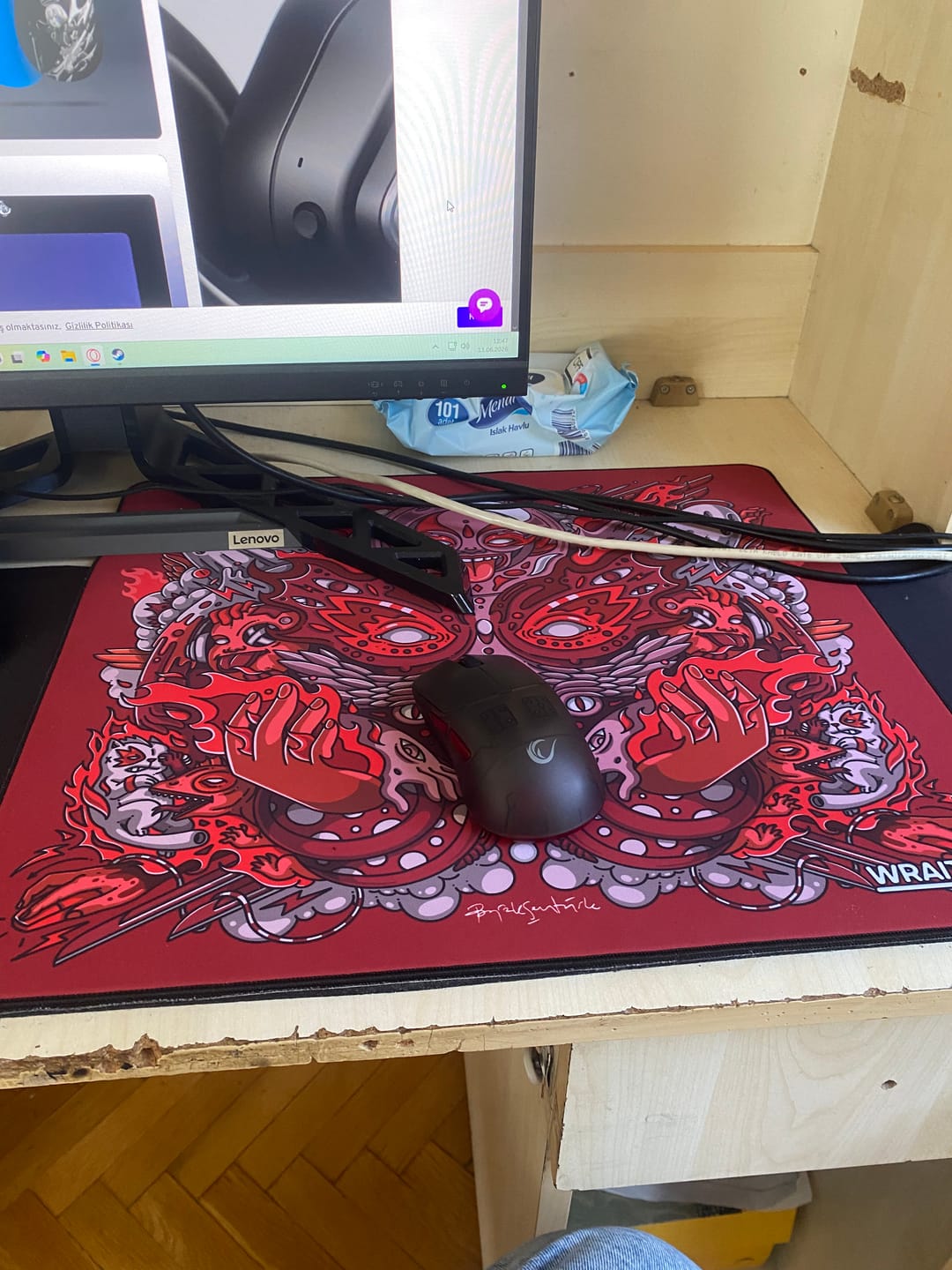 Customer photo review of Wraith Spirit of Aim Mousepad