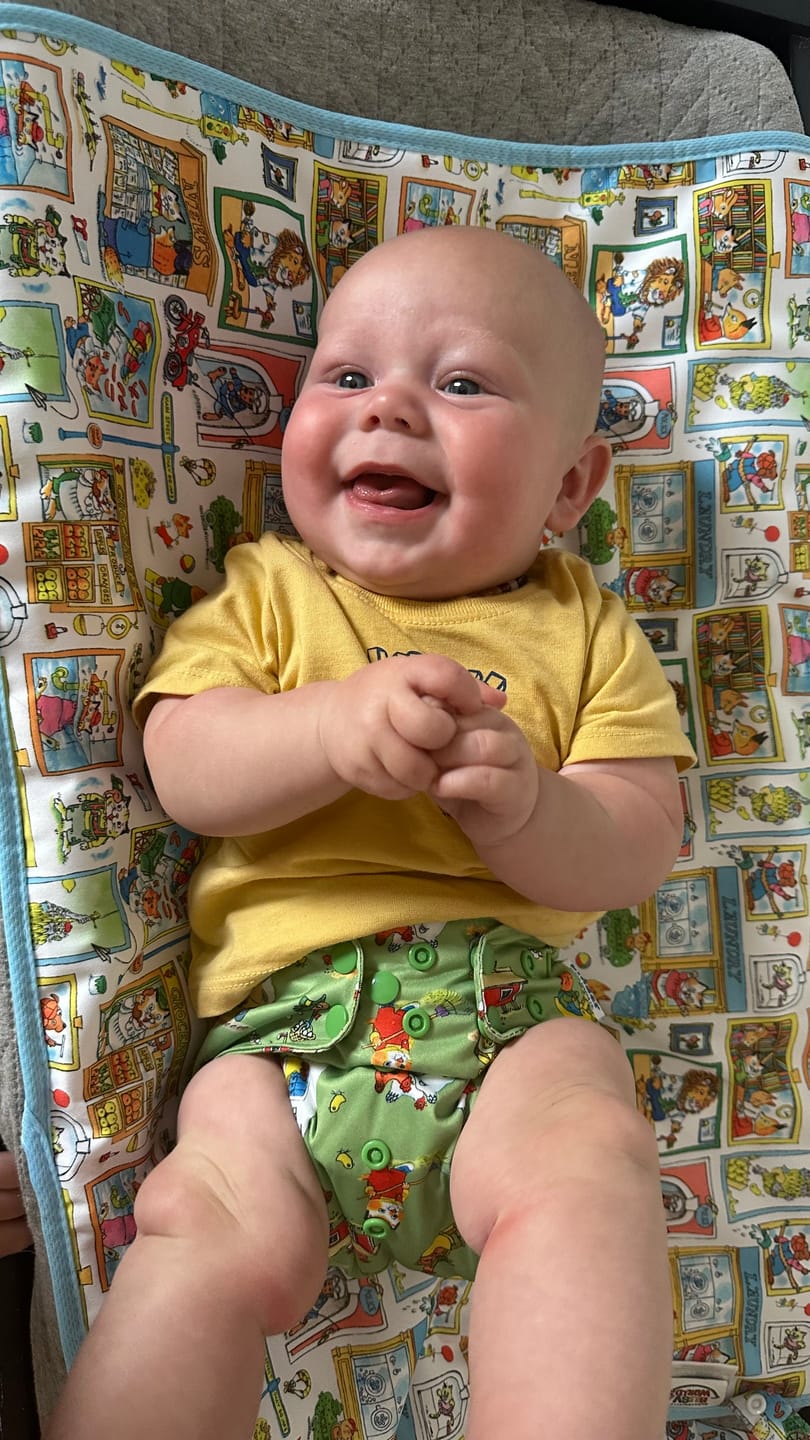 Customer photo review of Richard Scarry's Busy World X Kinder Diapers