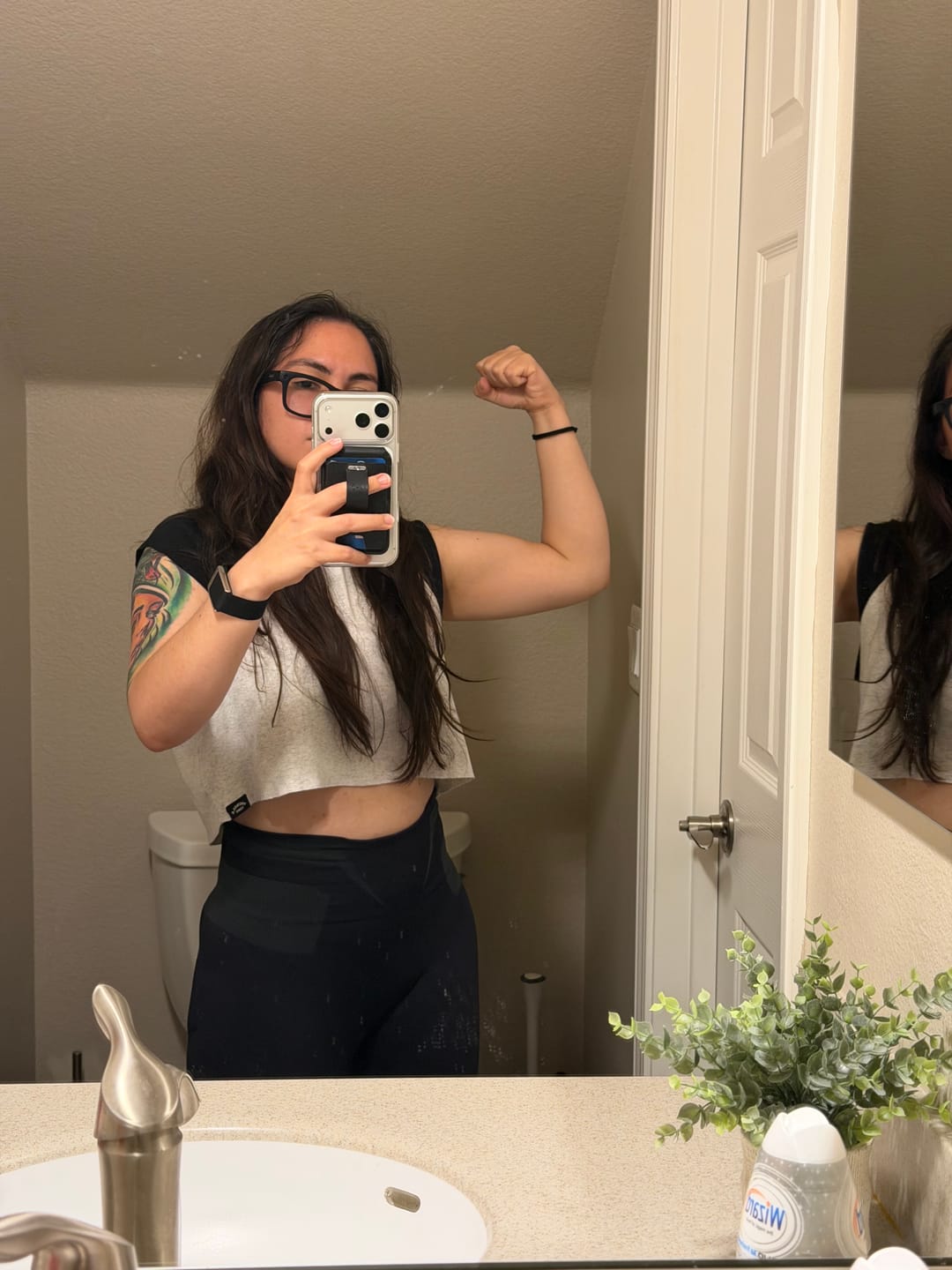 Customer photo review of W4306 - Raglan Cutoff