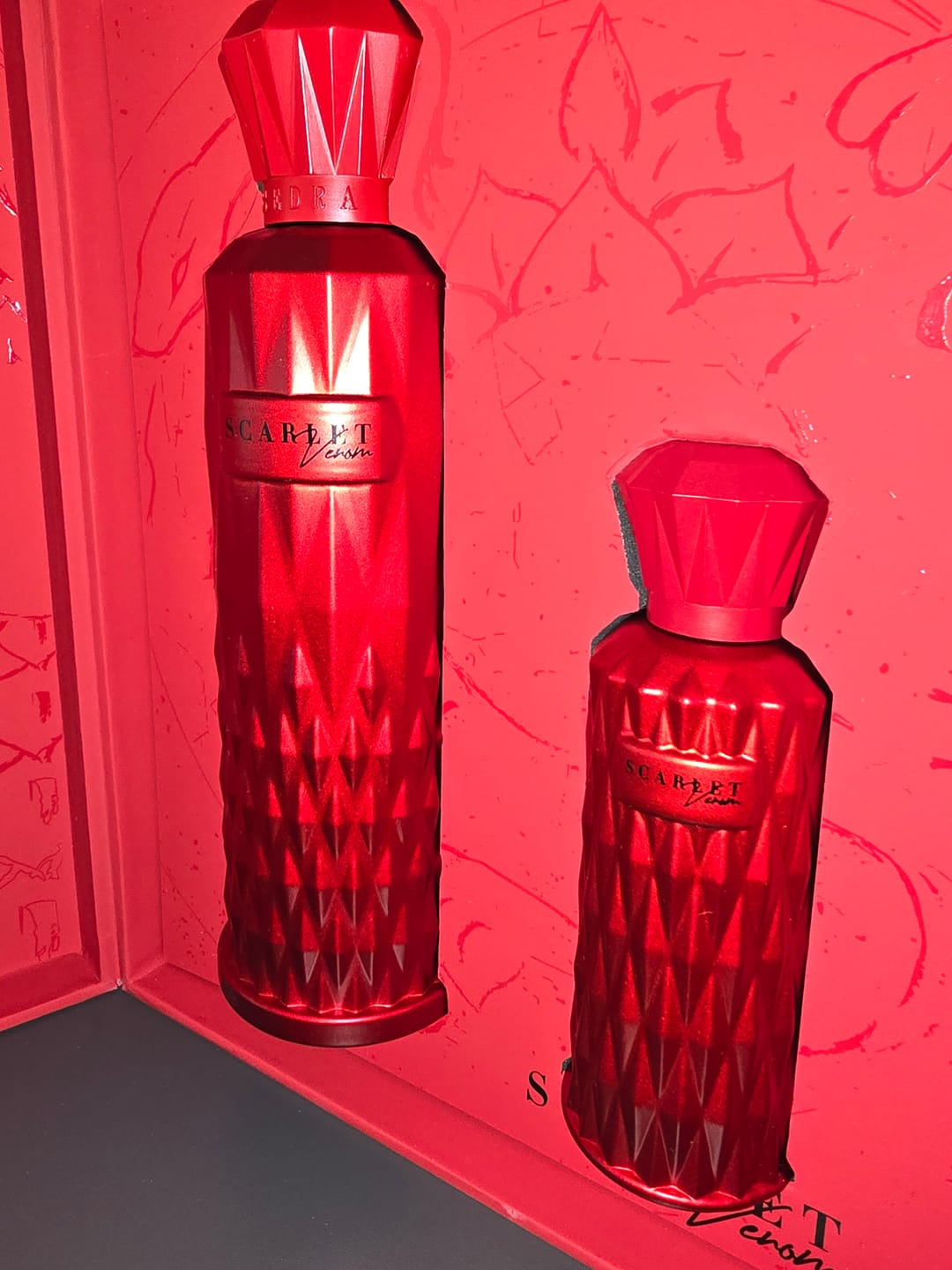 Customer photo review of Scarlet Venom Set - Sedra