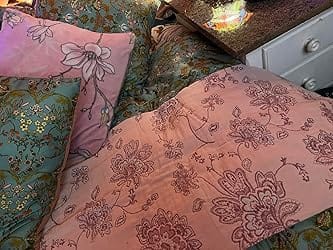 Customer photo review of Floral Muslin Cotton Throw Blanket