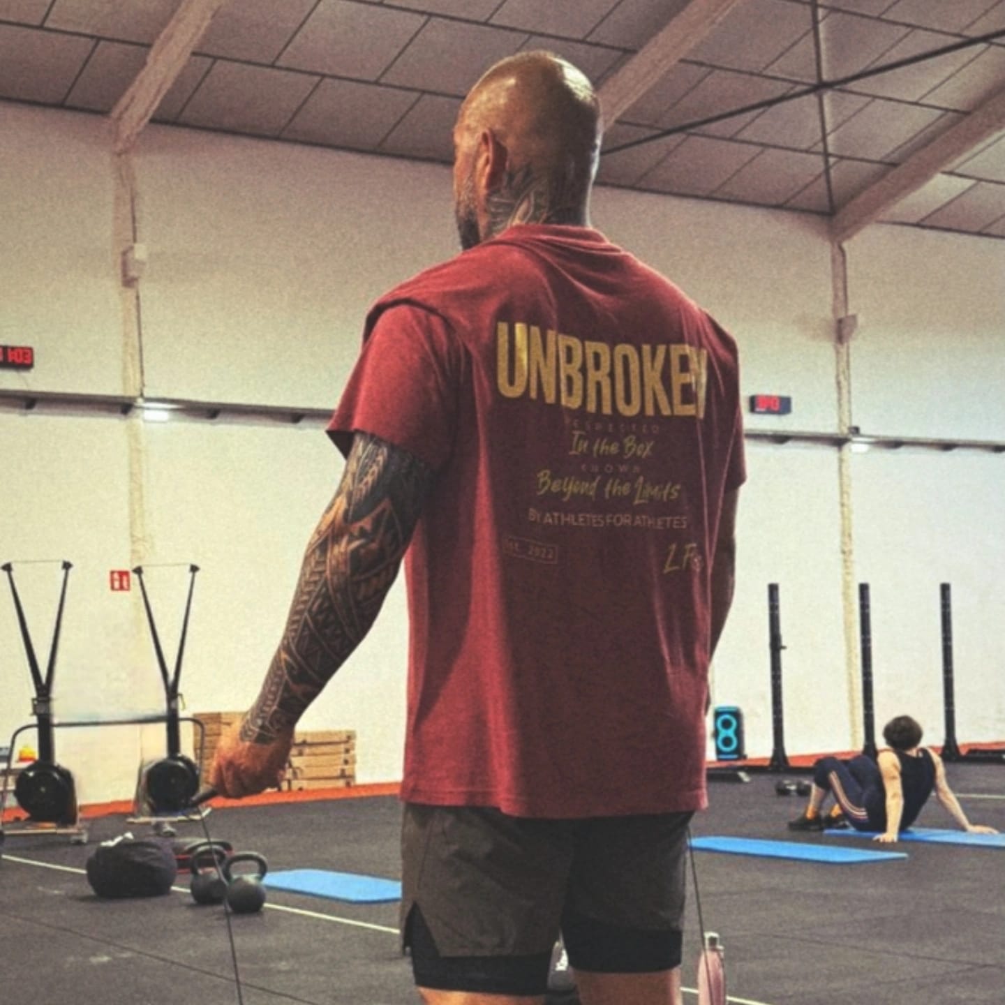 Customer photo review of UNBROKEN VINTAGE TERRACOTTA OVERSIZE - UNISEX