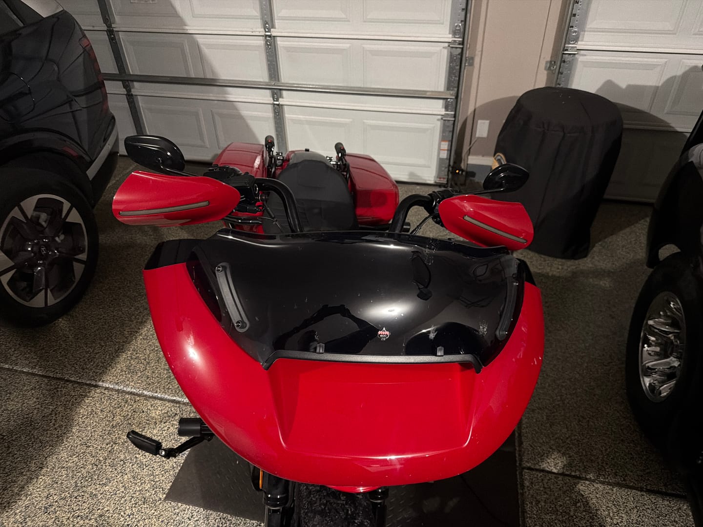 Customer photo review of Hand Guards with LED for Touring & Softails fit for 2009-2026