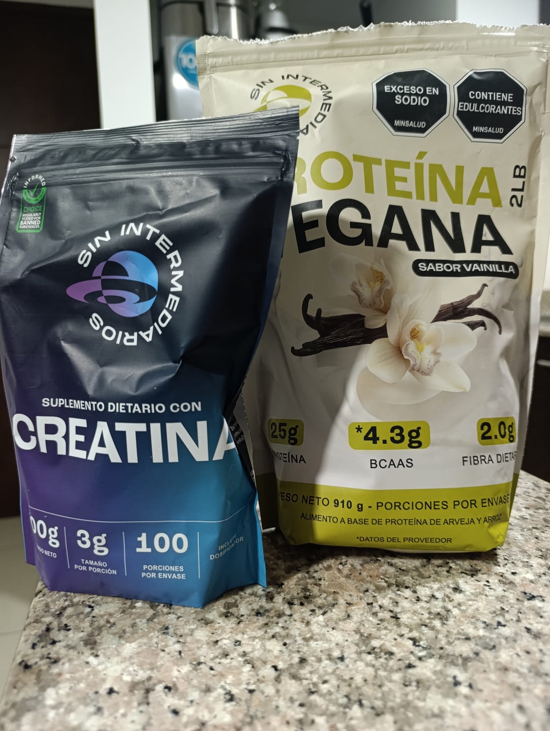 Customer photo review of Proteína Vegana