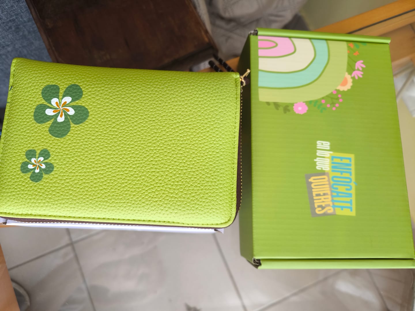Customer photo review of Libreta de Ahorro con Cremallera A7 Verde